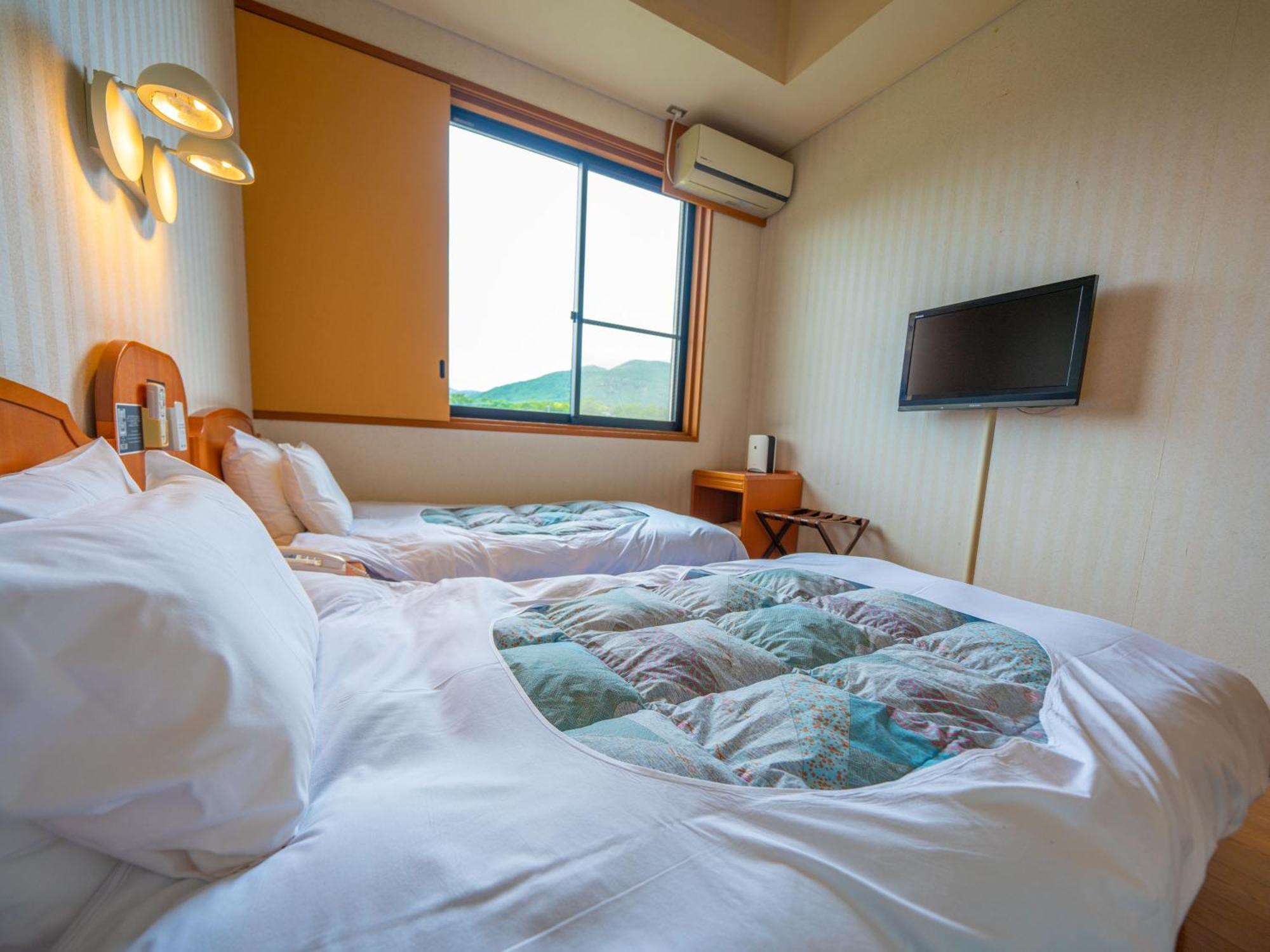Yawaragi-No-Sato Yadoya Hotel Yufu Ruang foto